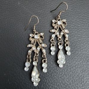 Vintage/antique bow silver earrings